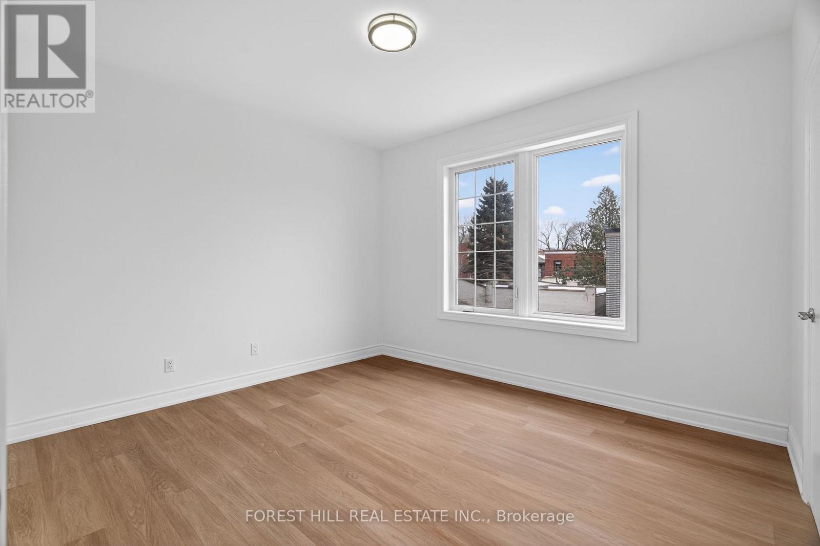 7 Ellsworth Avenue, Toronto (wychwood), Ontario