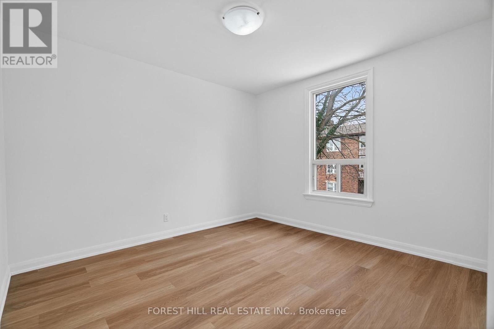 7 Ellsworth Avenue, Toronto (wychwood), Ontario