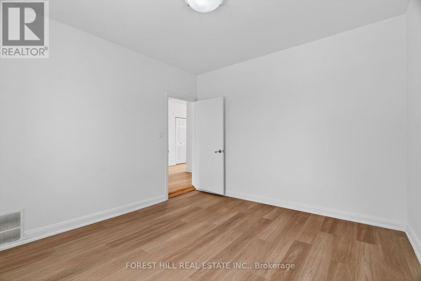 7 Ellsworth Avenue, Toronto (wychwood), Ontario