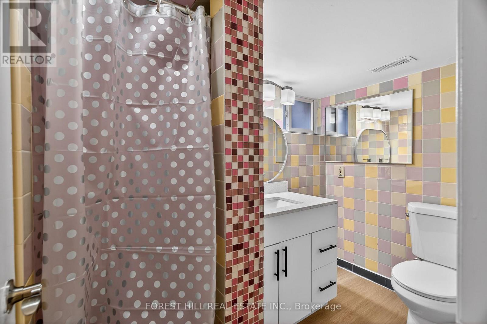 7 Ellsworth Avenue, Toronto (wychwood), Ontario