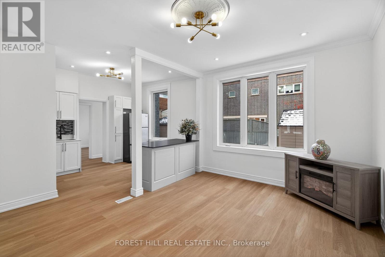 7 Ellsworth Avenue, Toronto (wychwood), Ontario