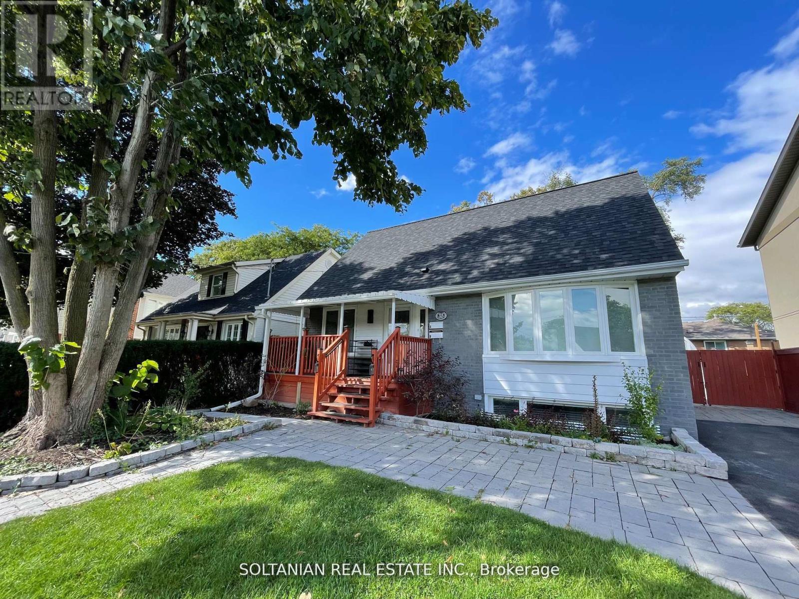 35 Cheshire Drive, Toronto (princess-rosethorn), Ontario