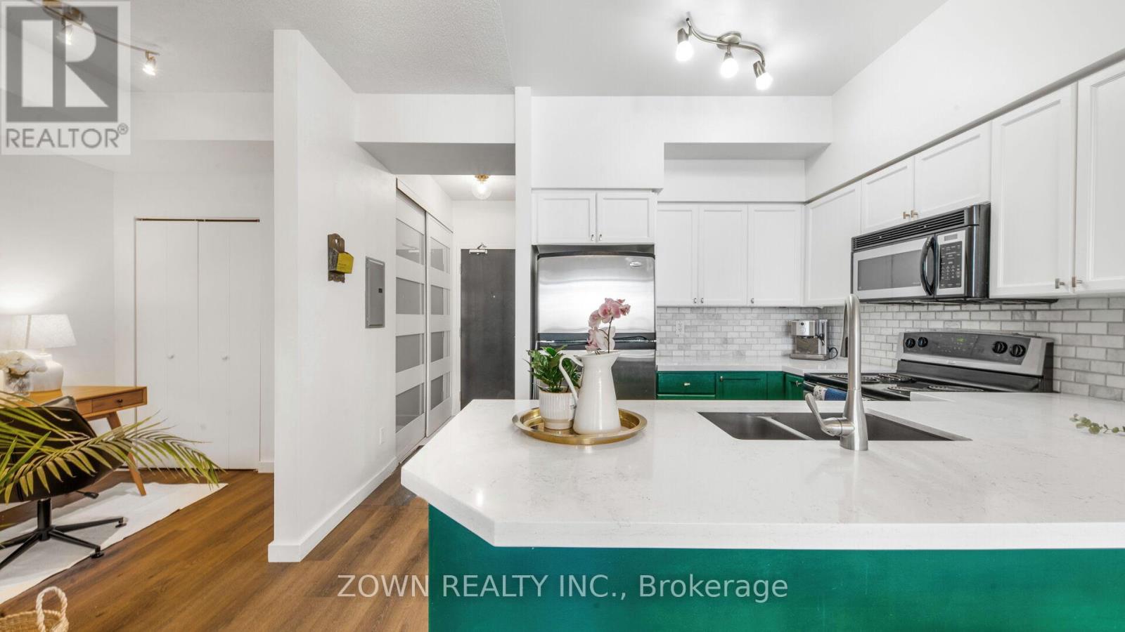 220 - 231 Fort York Boulevard, Toronto (niagara), Ontario