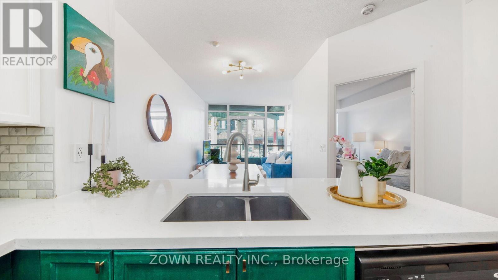 220 - 231 Fort York Boulevard, Toronto (niagara), Ontario