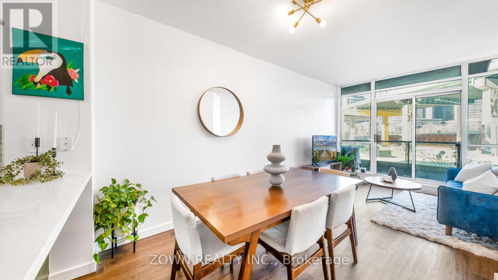 220 - 231 Fort York Boulevard, Toronto (niagara), Ontario