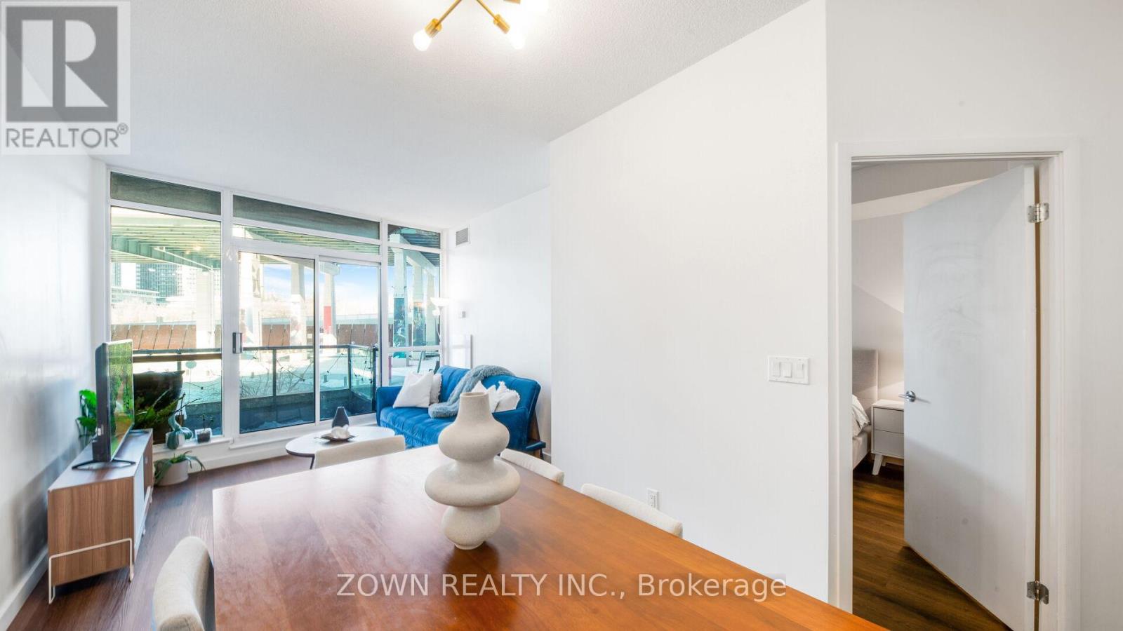 220 - 231 Fort York Boulevard, Toronto (niagara), Ontario