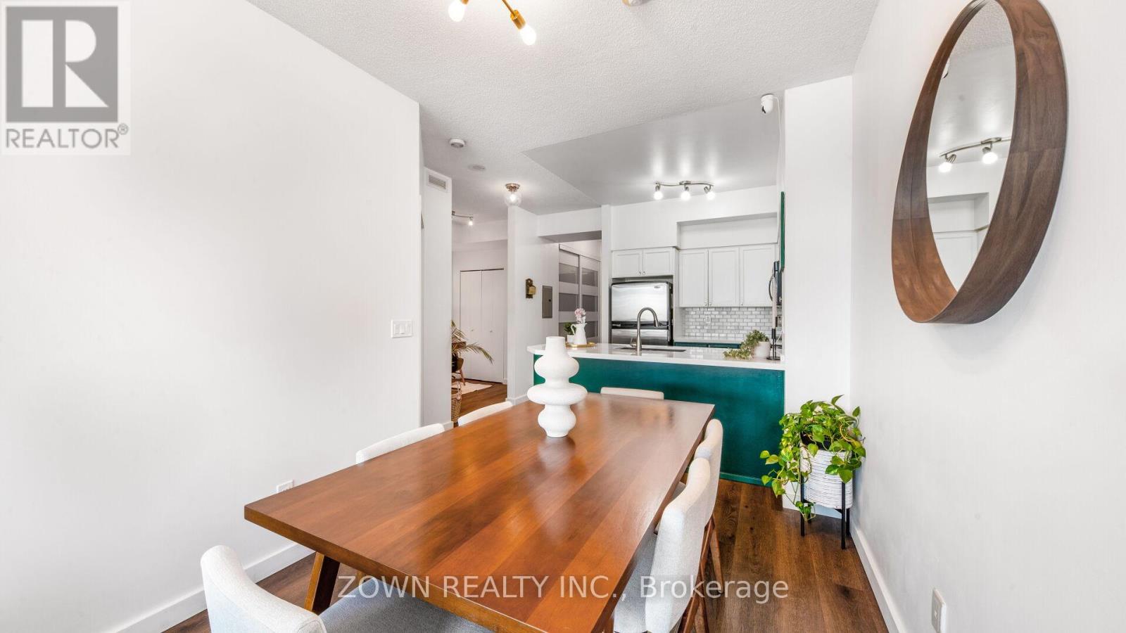 220 - 231 Fort York Boulevard, Toronto (niagara), Ontario