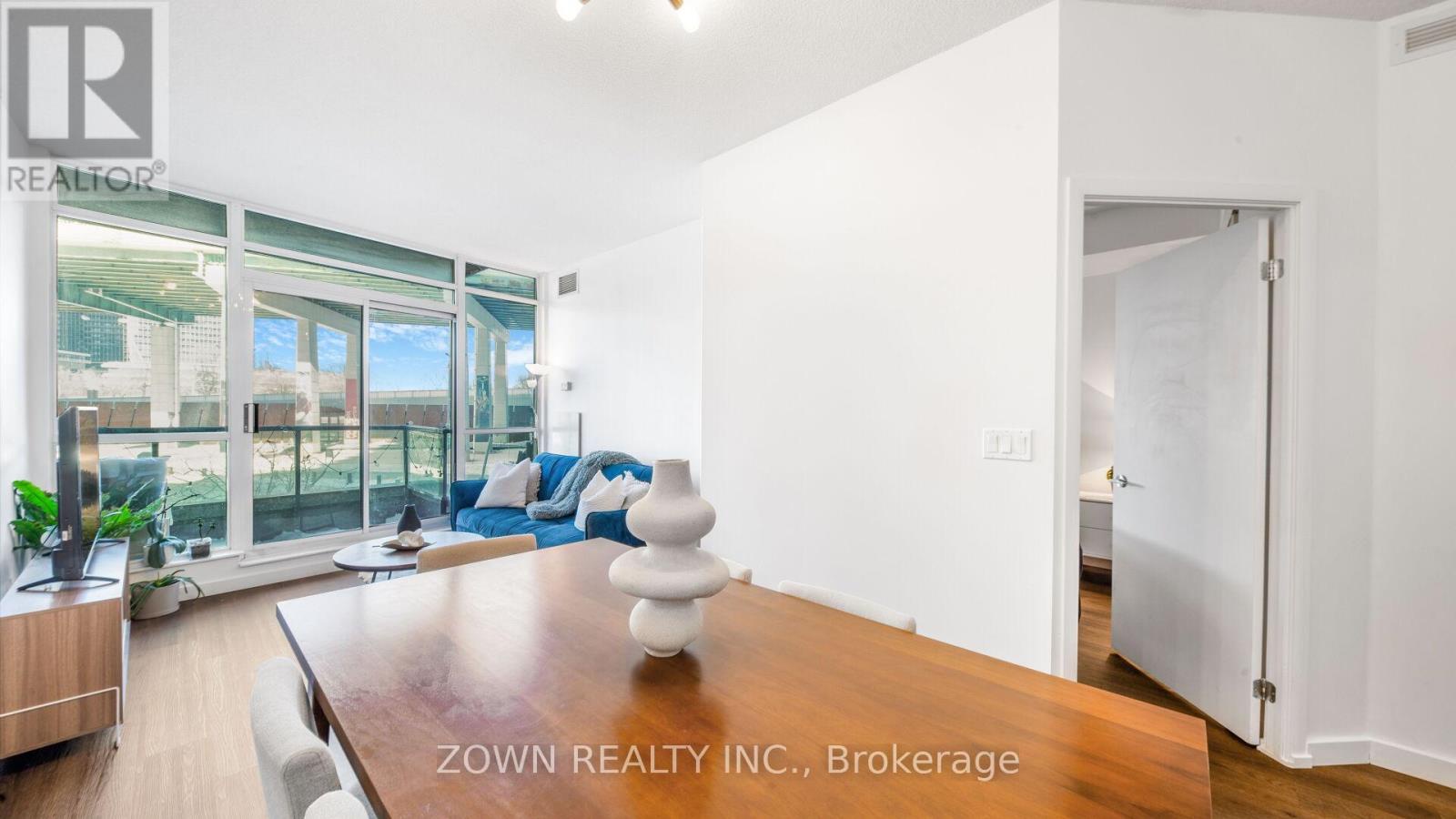 220 - 231 Fort York Boulevard, Toronto (niagara), Ontario