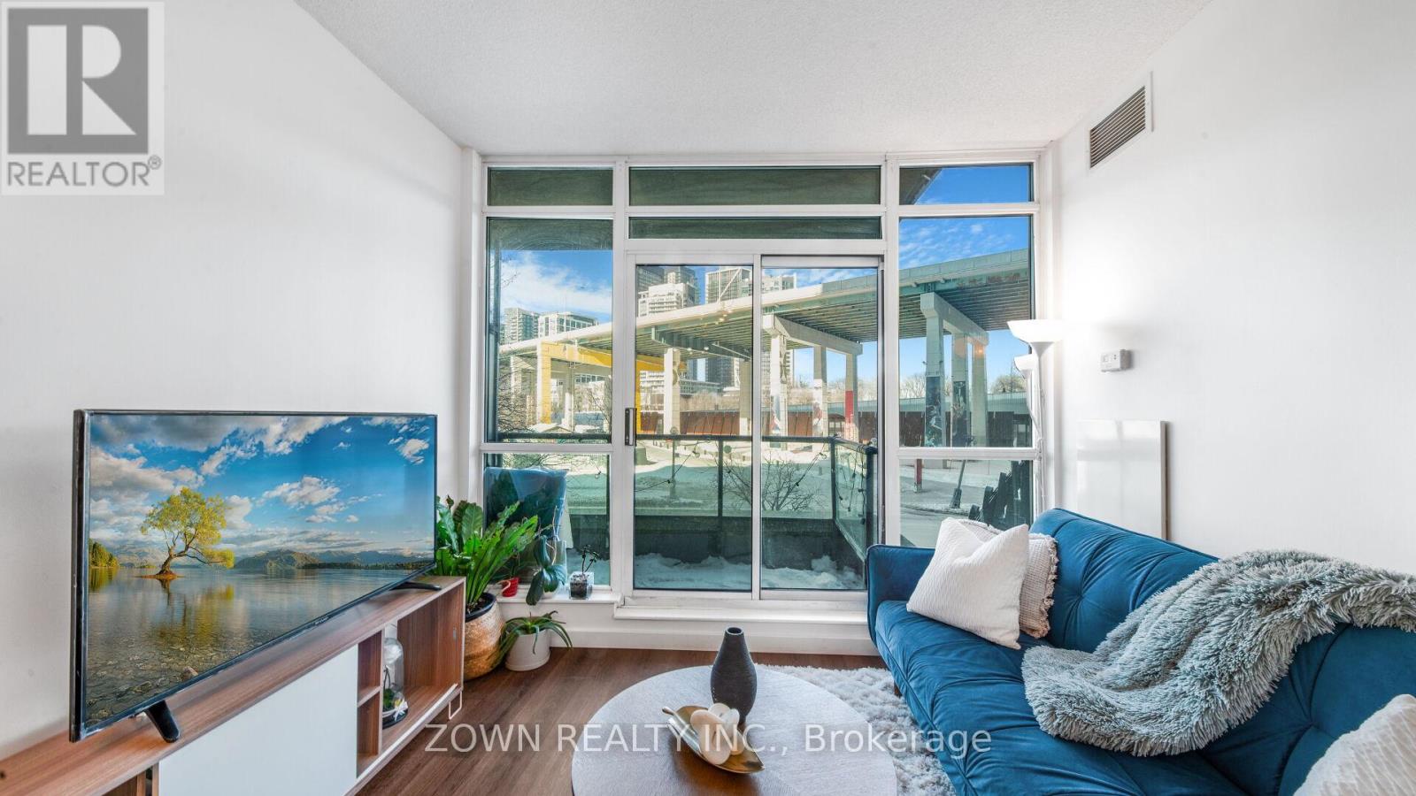 220 - 231 Fort York Boulevard, Toronto (niagara), Ontario