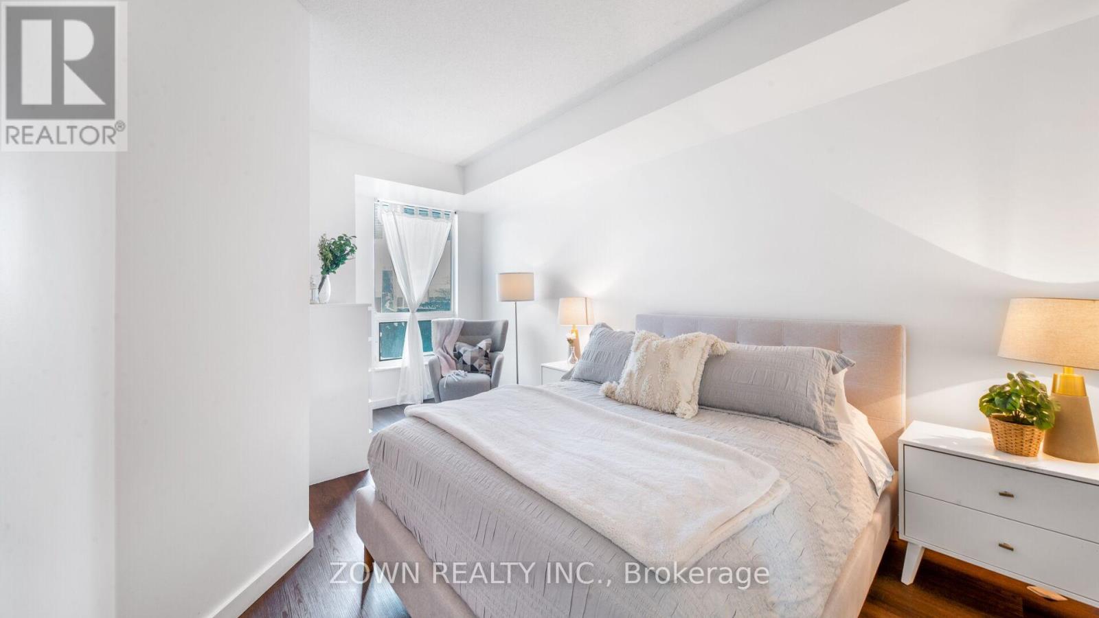 220 - 231 Fort York Boulevard, Toronto (niagara), Ontario