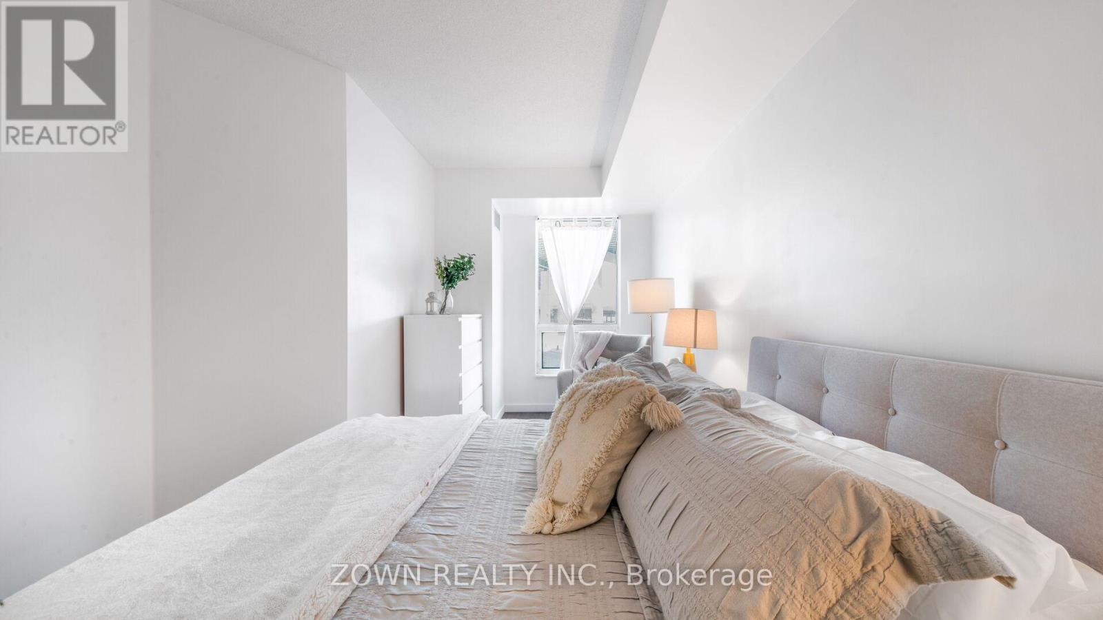 220 - 231 Fort York Boulevard, Toronto (niagara), Ontario