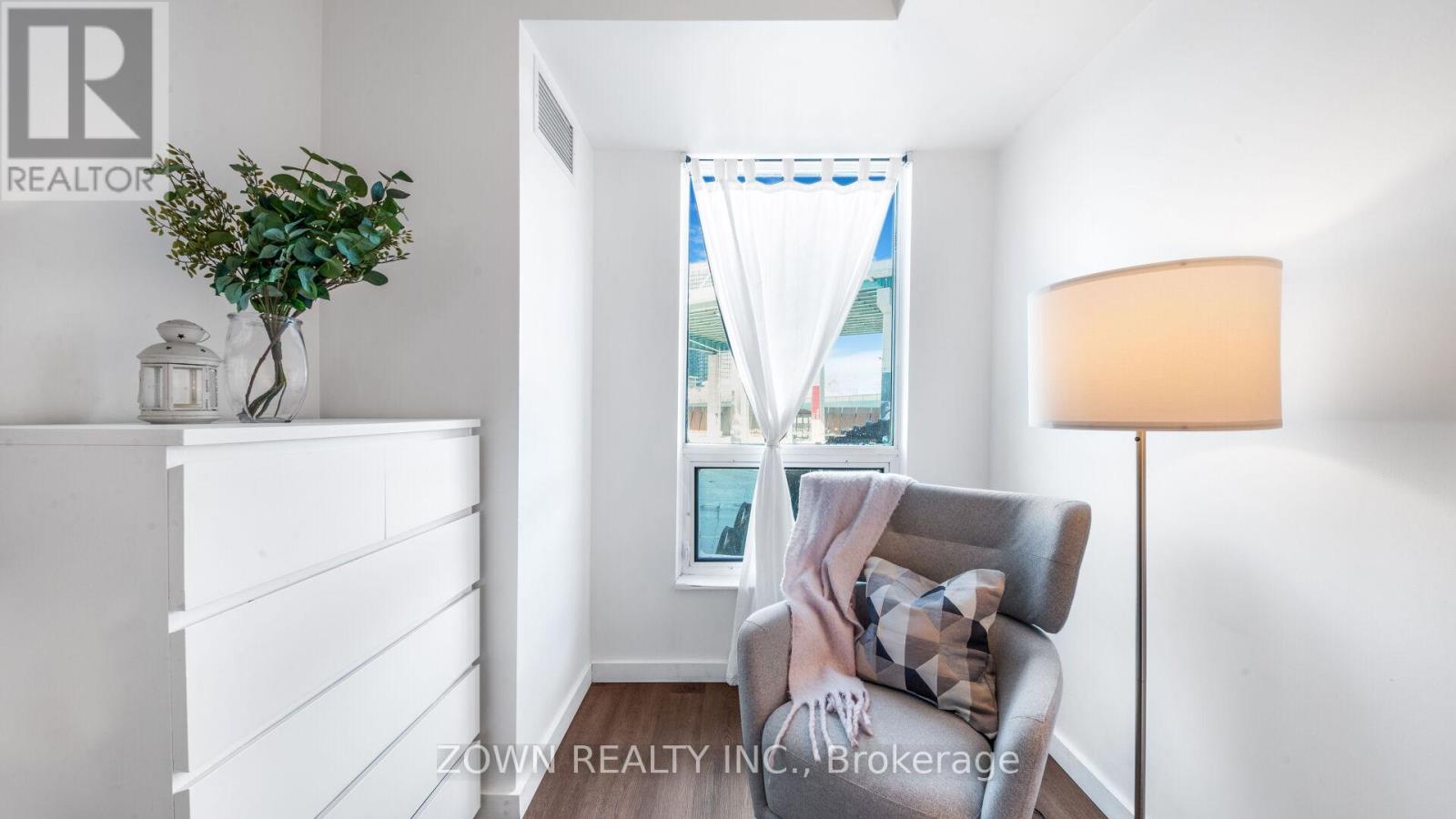 220 - 231 Fort York Boulevard, Toronto (niagara), Ontario