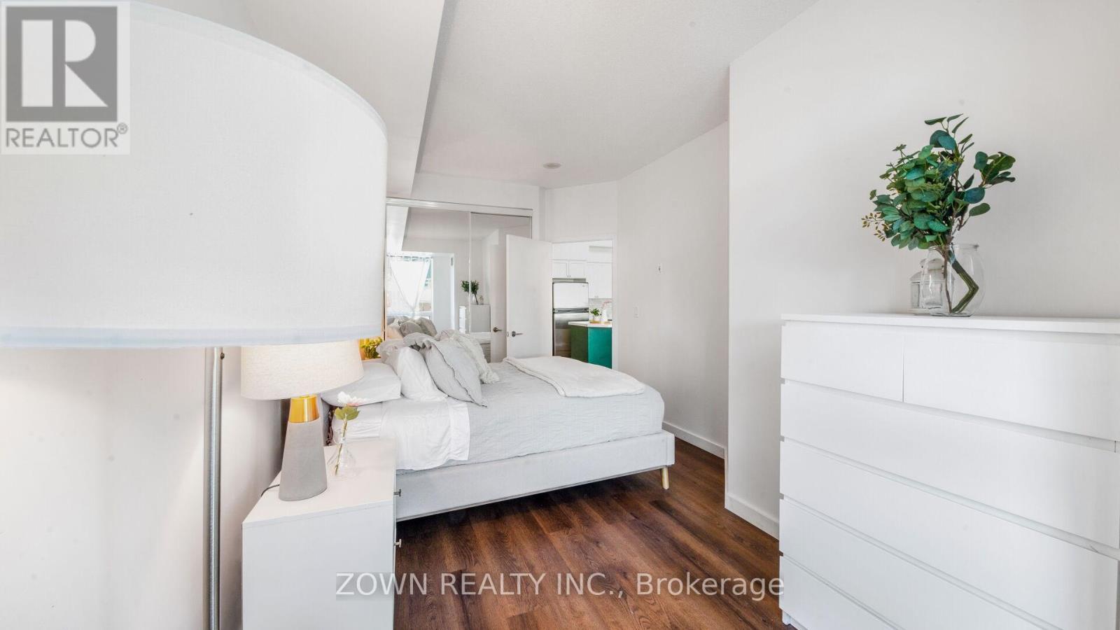 220 - 231 Fort York Boulevard, Toronto (niagara), Ontario