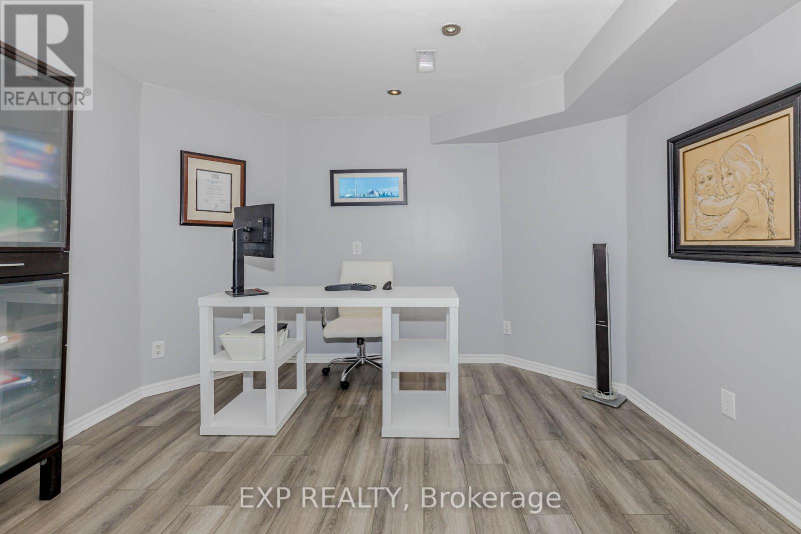 32 Vineberg Drive, Hamilton (chappel), Ontario