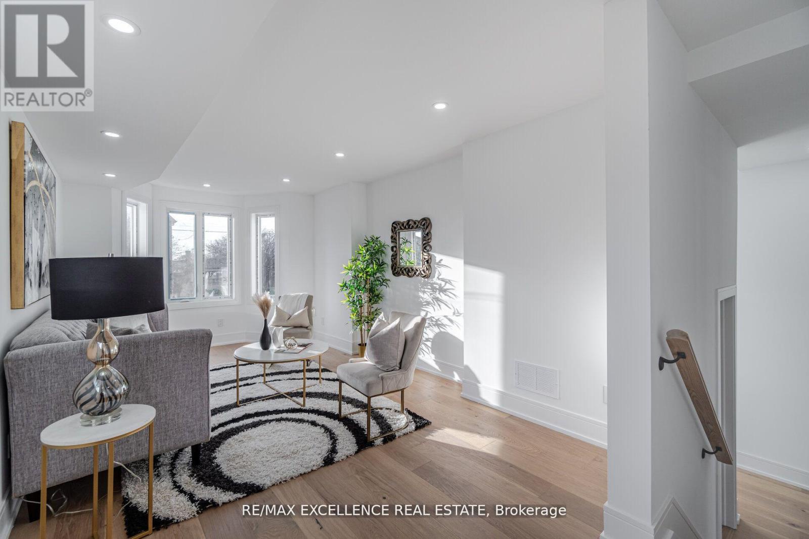 55 Renfield Street, Toronto (brookhaven-amesbury), Ontario