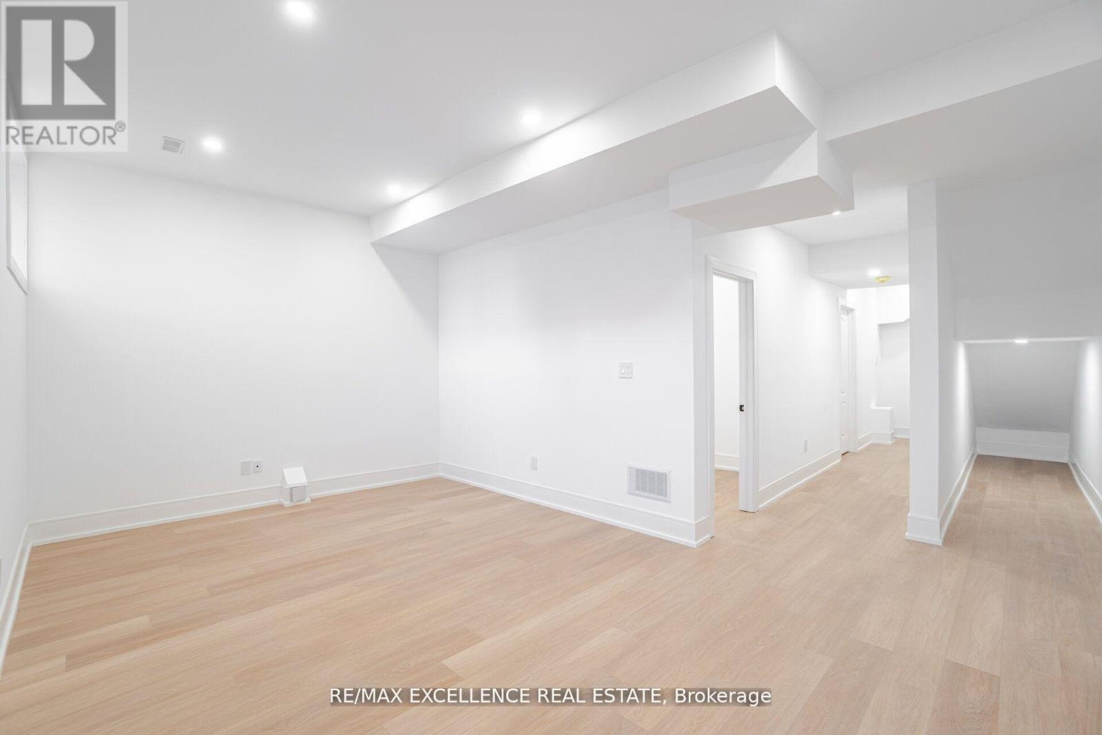 55 Renfield Street, Toronto (brookhaven-amesbury), Ontario