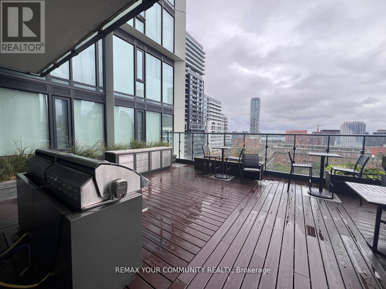 608 - 158 Front Street, Toronto (moss Park), Ontario