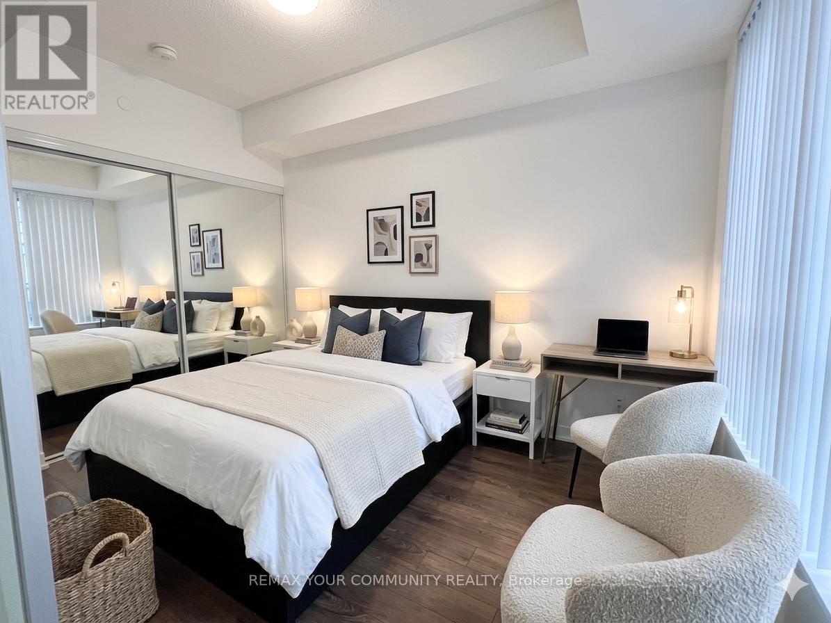 608 - 158 Front Street, Toronto (moss Park), Ontario