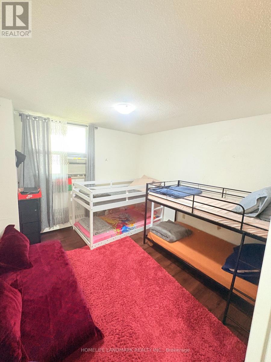 716 - 370 Dixon Road, Toronto (kingsview Village-the Westway), Ontario