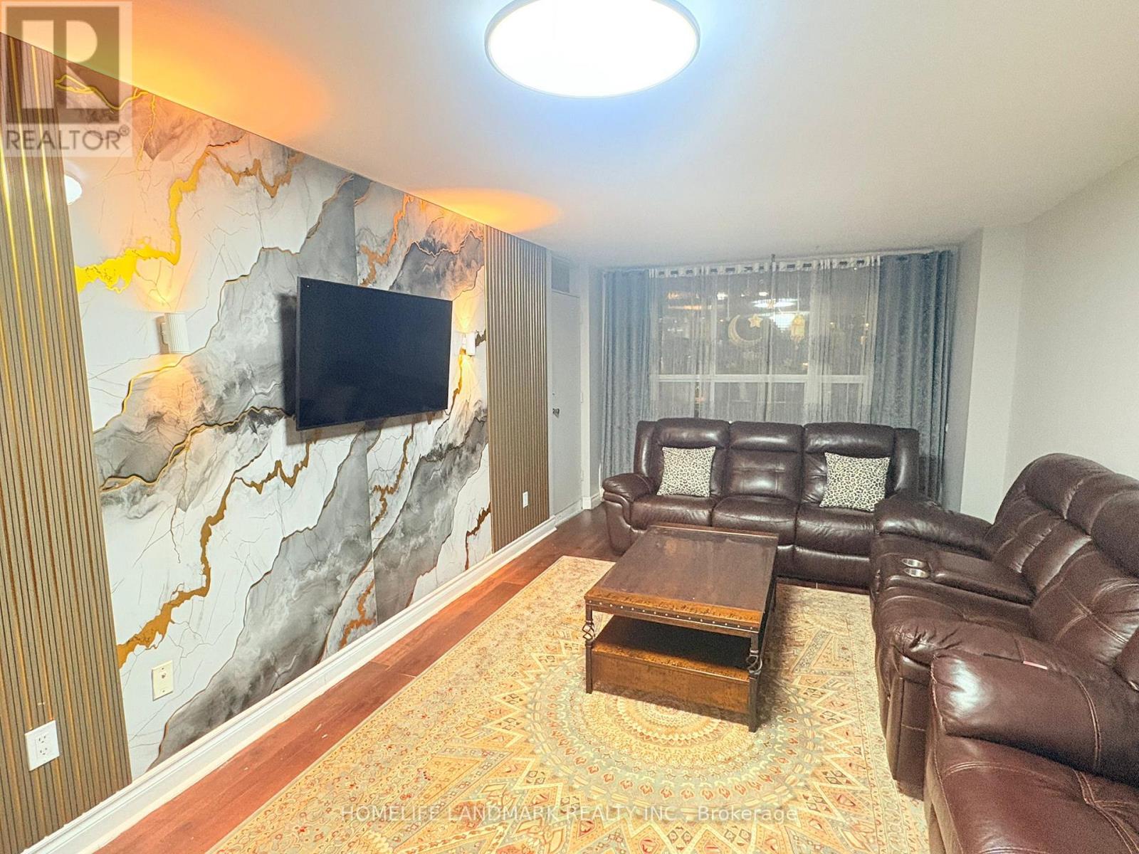 716 - 370 Dixon Road, Toronto (kingsview Village-the Westway), Ontario