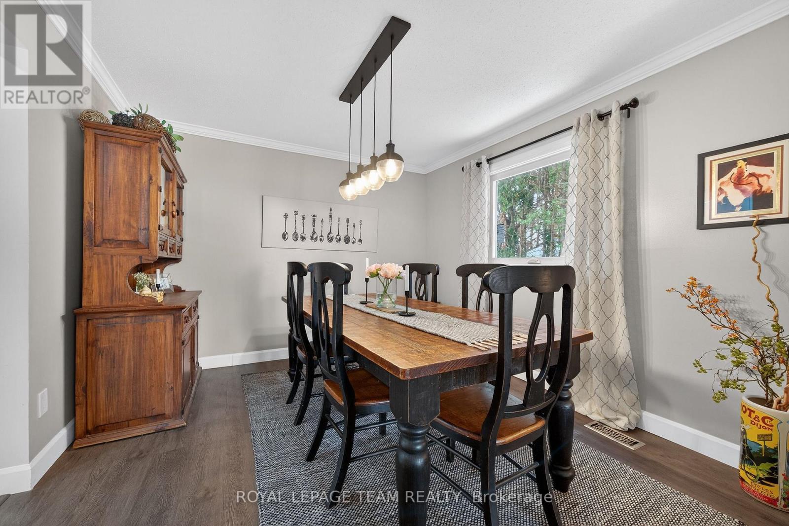 141 Acklam Terrace, Ottawa, Ontario