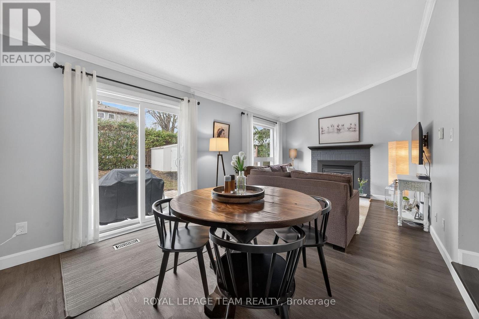 141 Acklam Terrace, Ottawa, Ontario