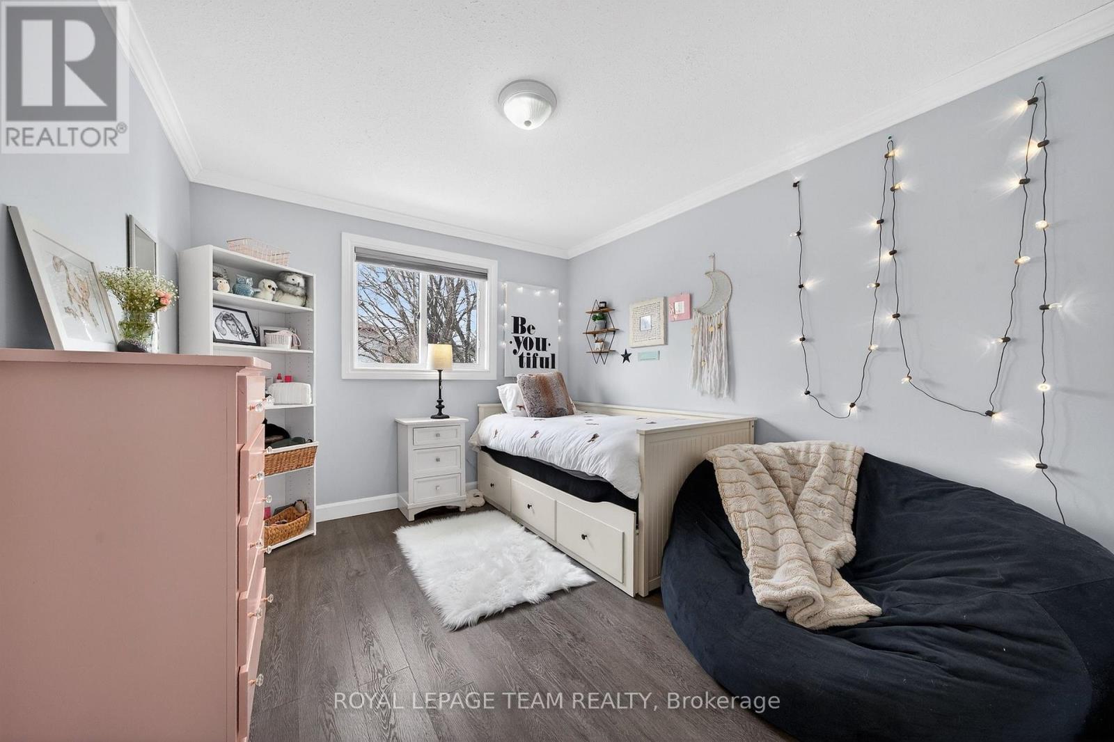 141 Acklam Terrace, Ottawa, Ontario