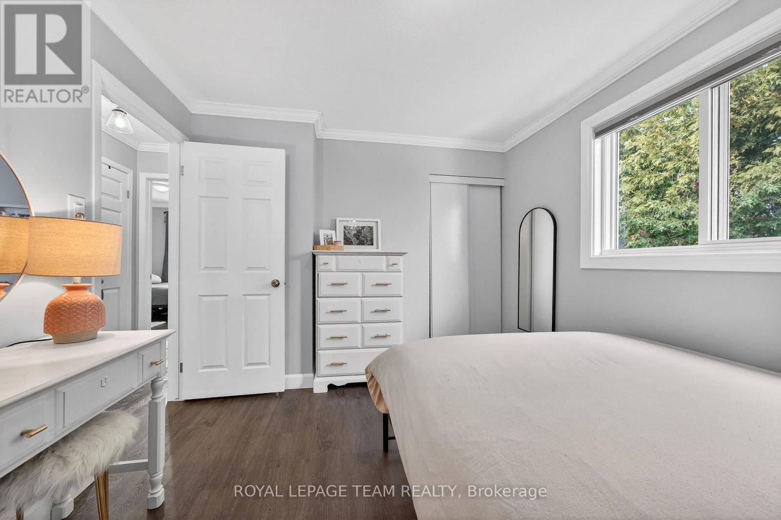 141 Acklam Terrace, Ottawa, Ontario