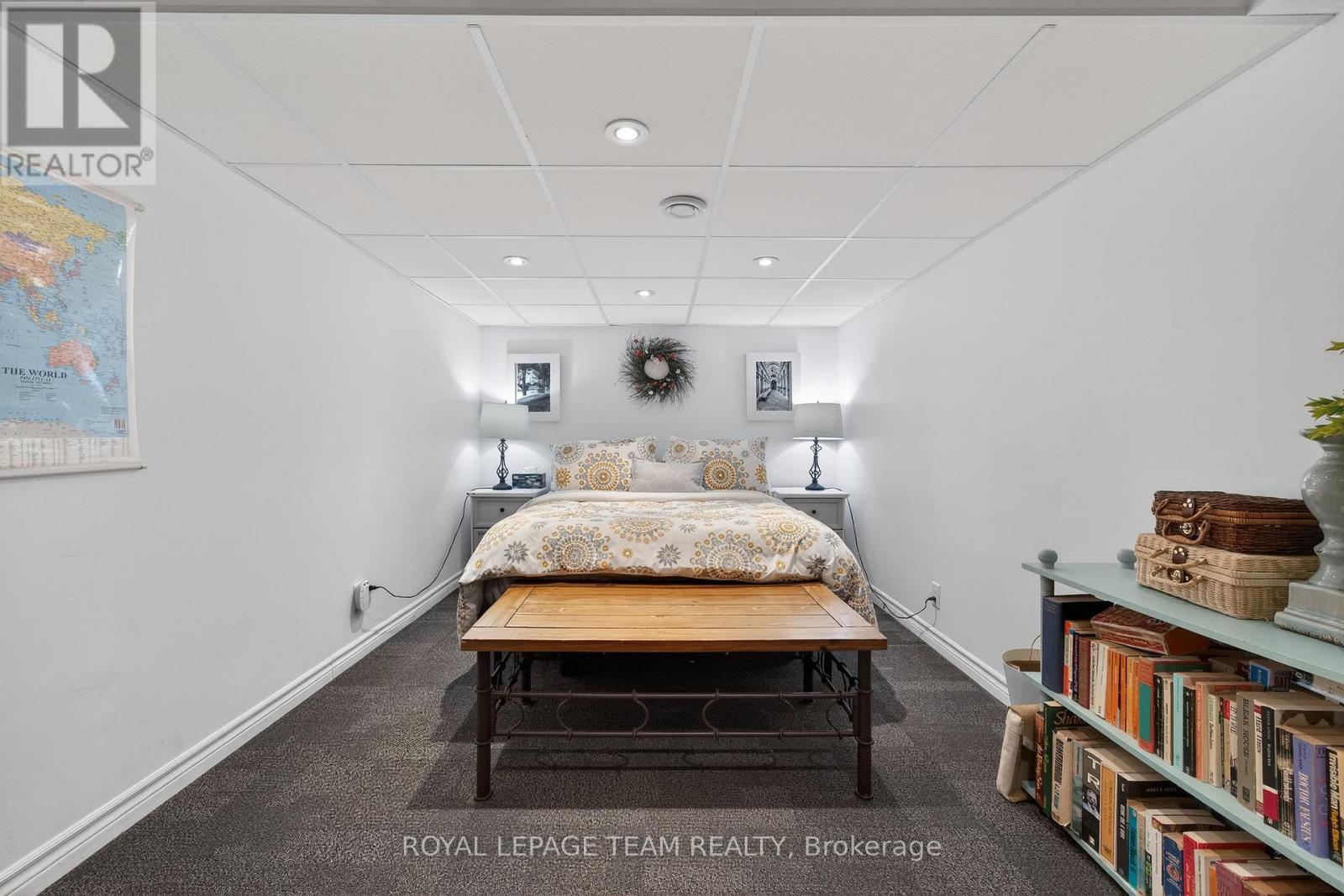 141 Acklam Terrace, Ottawa, Ontario