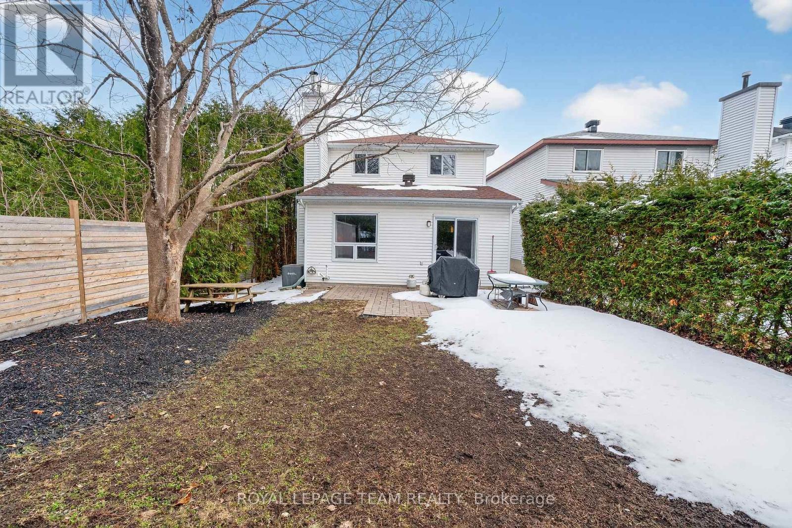 141 Acklam Terrace, Ottawa, Ontario