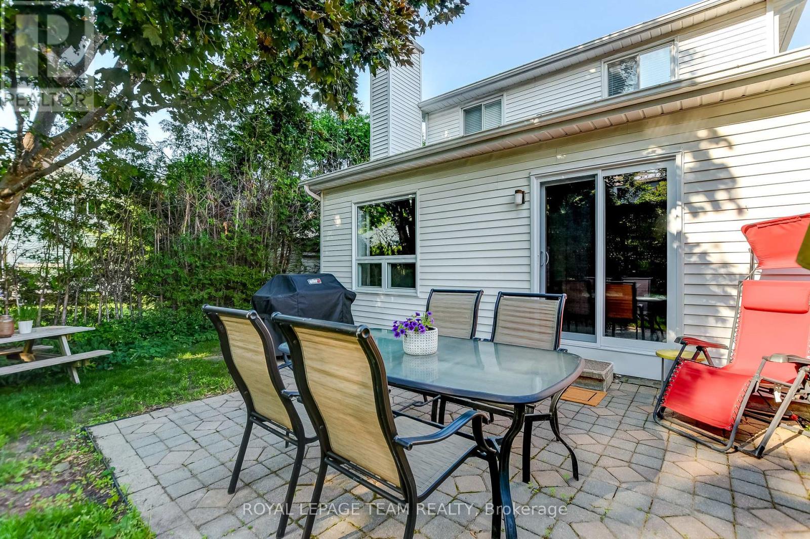 141 Acklam Terrace, Ottawa, Ontario