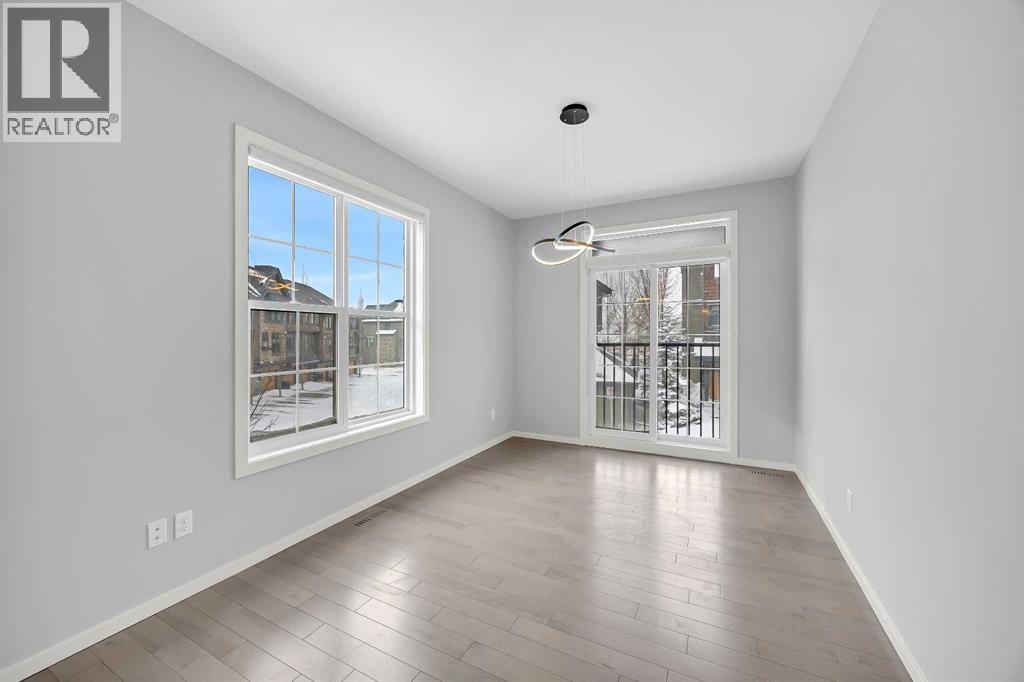 455 Ascot Circle Sw, Calgary, Alberta