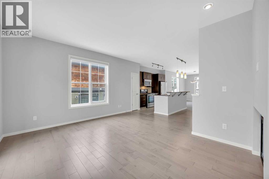 455 Ascot Circle Sw, Calgary, Alberta