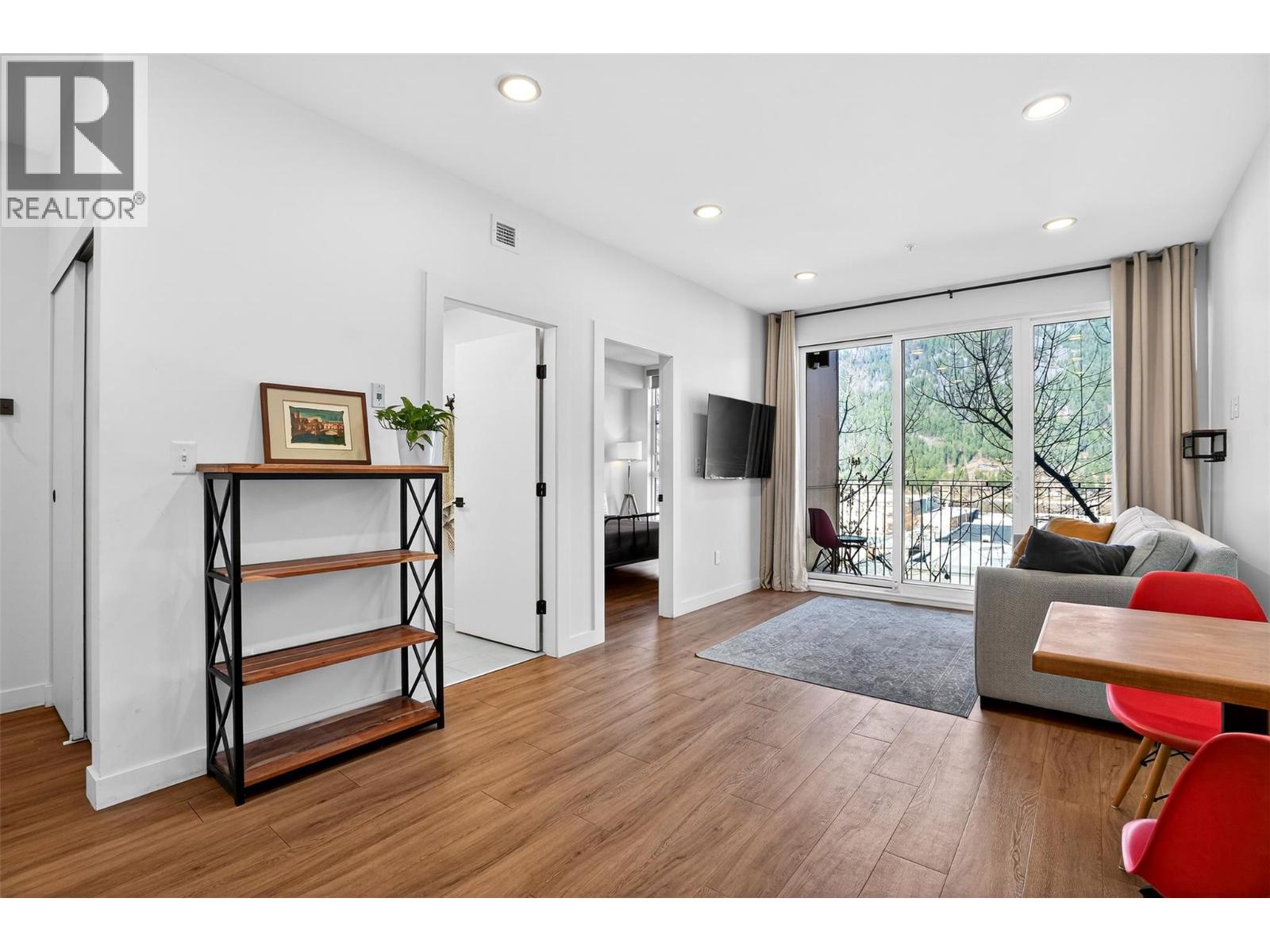 514 Victoria Street Unit# 403, Nelson, British Columbia