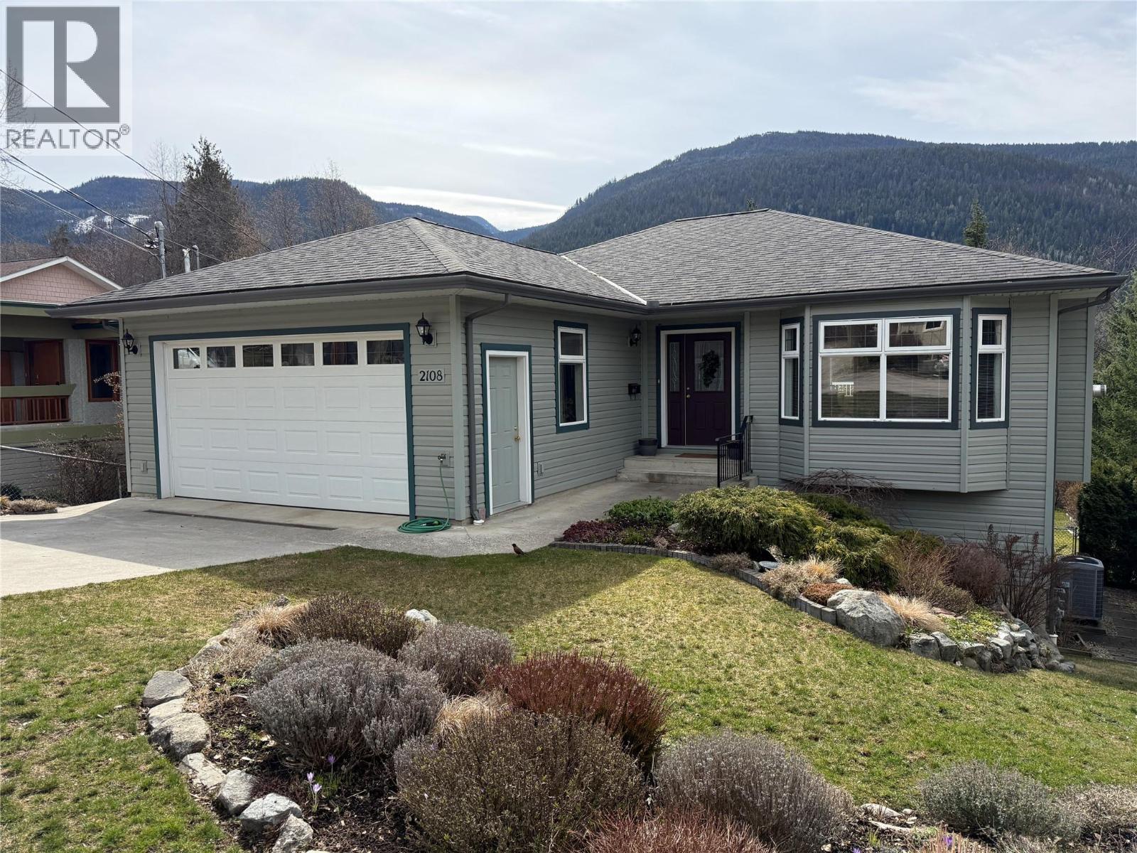 2108 Falls Street, Nelson, British Columbia