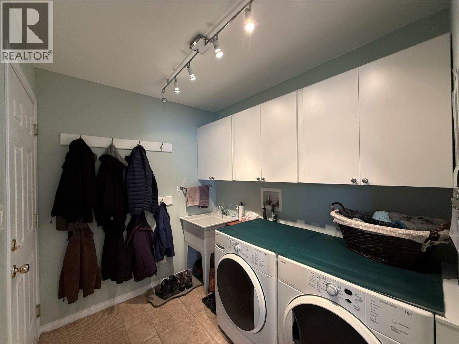 2108 Falls Street, Nelson, British Columbia