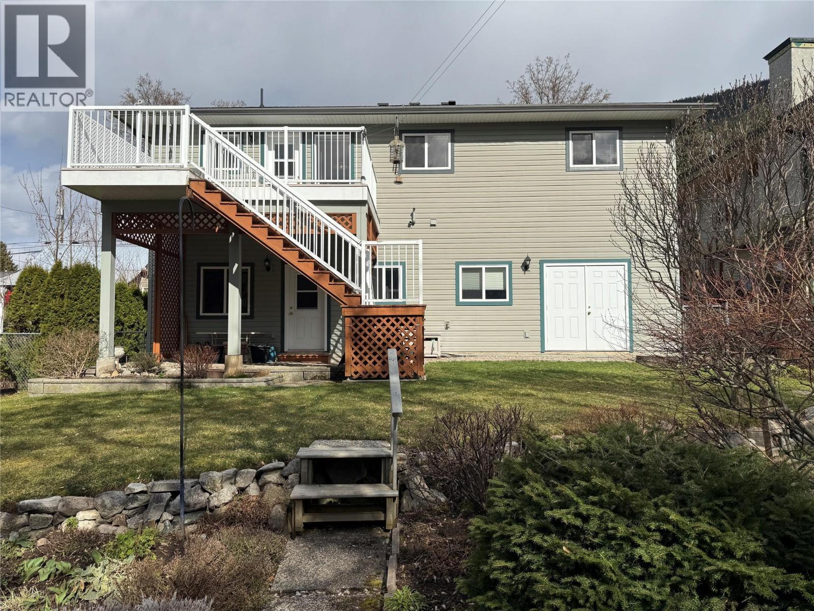 2108 Falls Street, Nelson, British Columbia