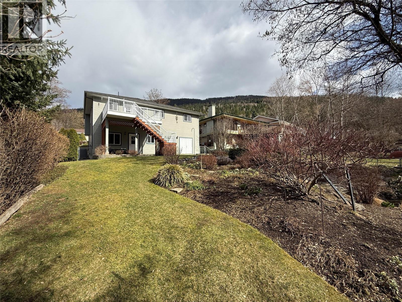 2108 Falls Street, Nelson, British Columbia