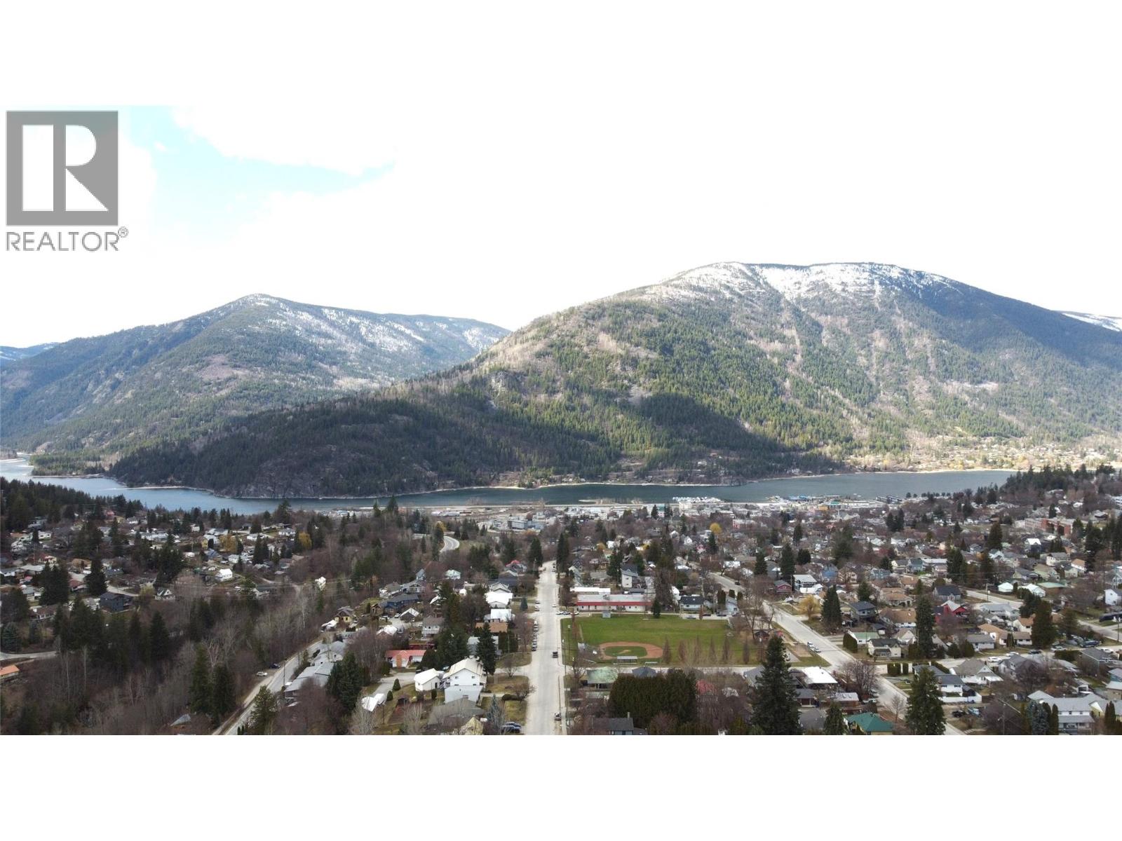 2108 Falls Street, Nelson, British Columbia