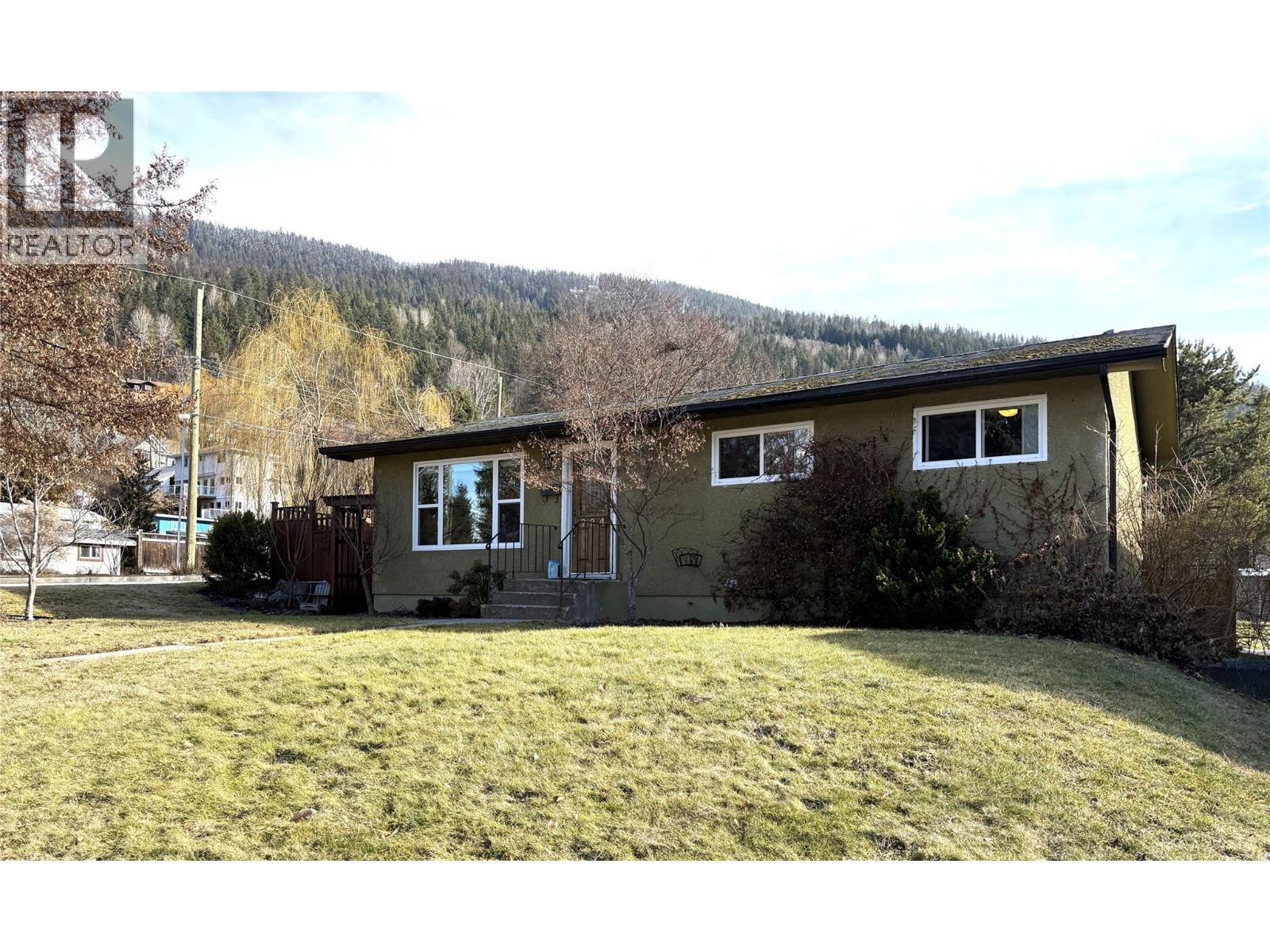 224 Howe Street, Nelson, British Columbia