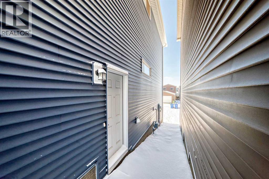 615 Lucas Boulevard Nw, Calgary, Alberta