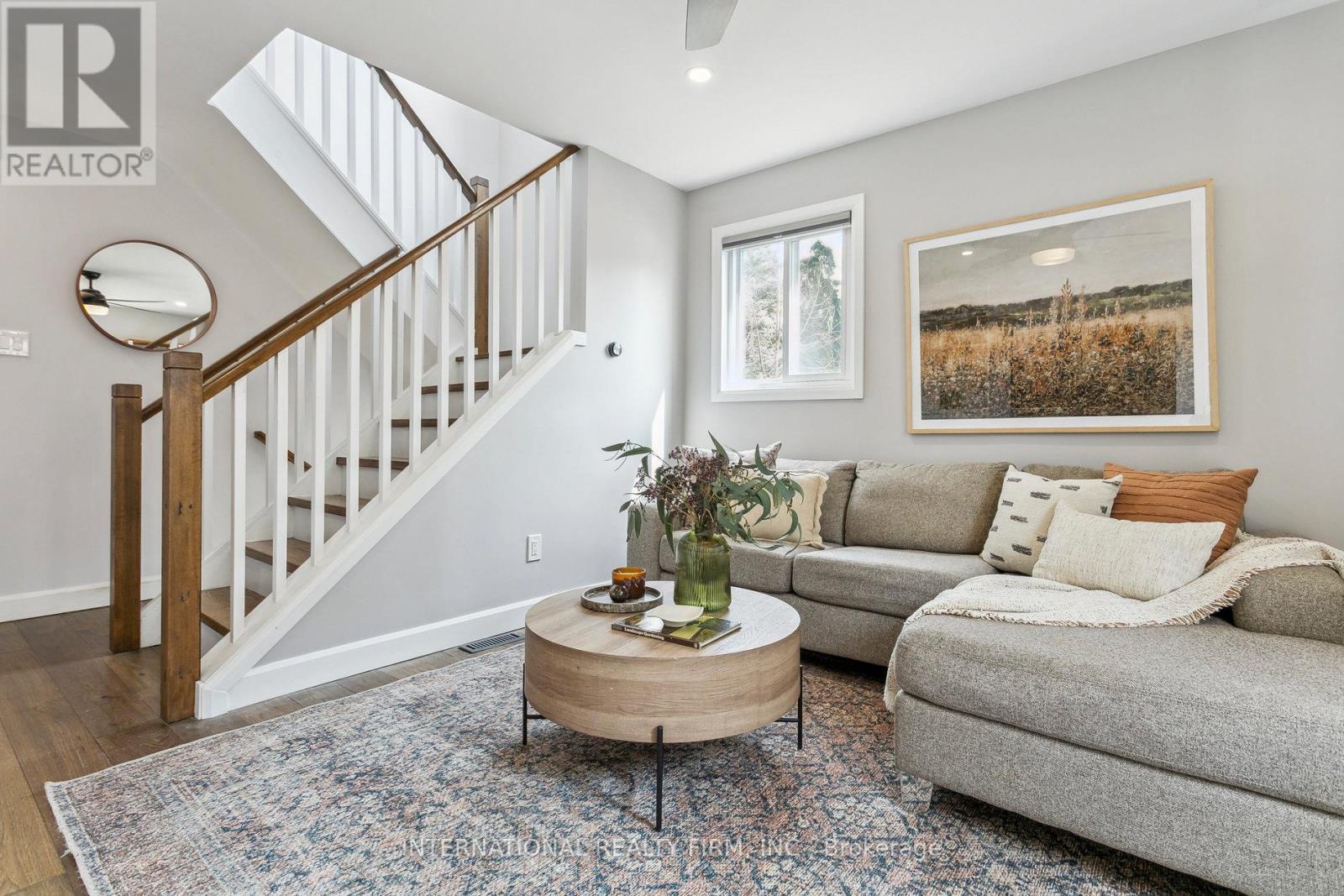 50 Denison Avenue, Toronto (trinity-bellwoods), Ontario