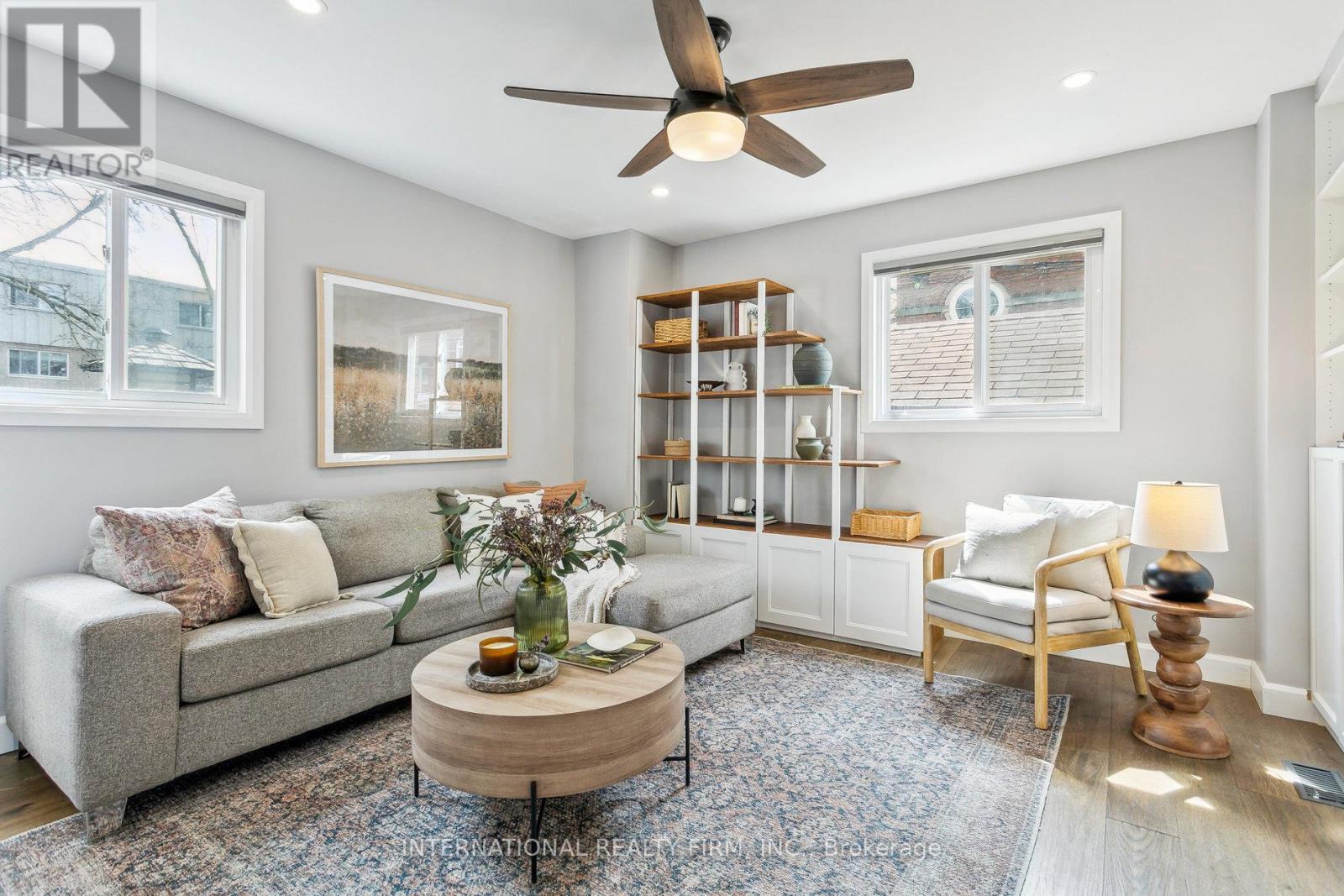 50 Denison Avenue, Toronto (trinity-bellwoods), Ontario