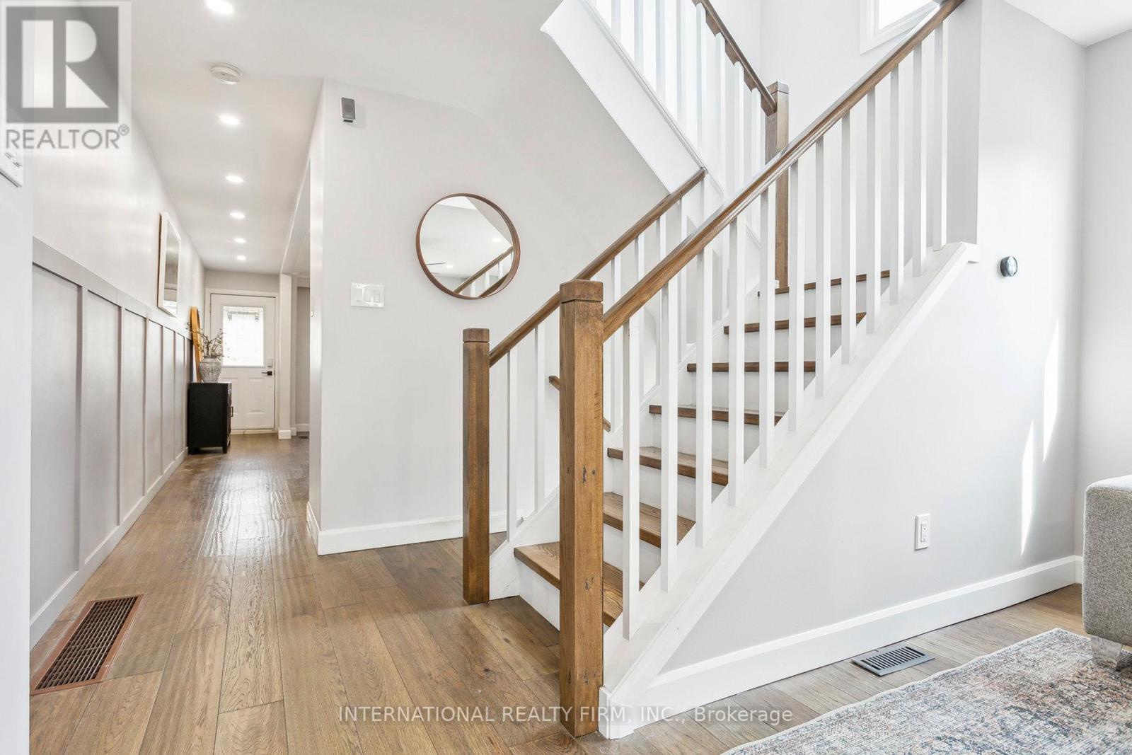 50 Denison Avenue, Toronto (trinity-bellwoods), Ontario