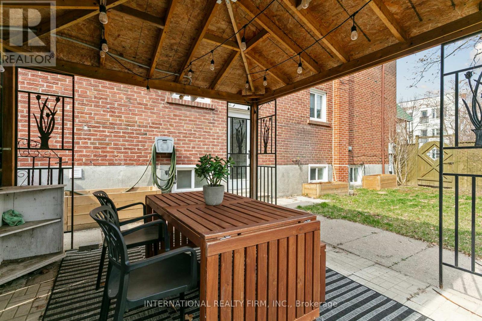 50 Denison Avenue, Toronto (trinity-bellwoods), Ontario