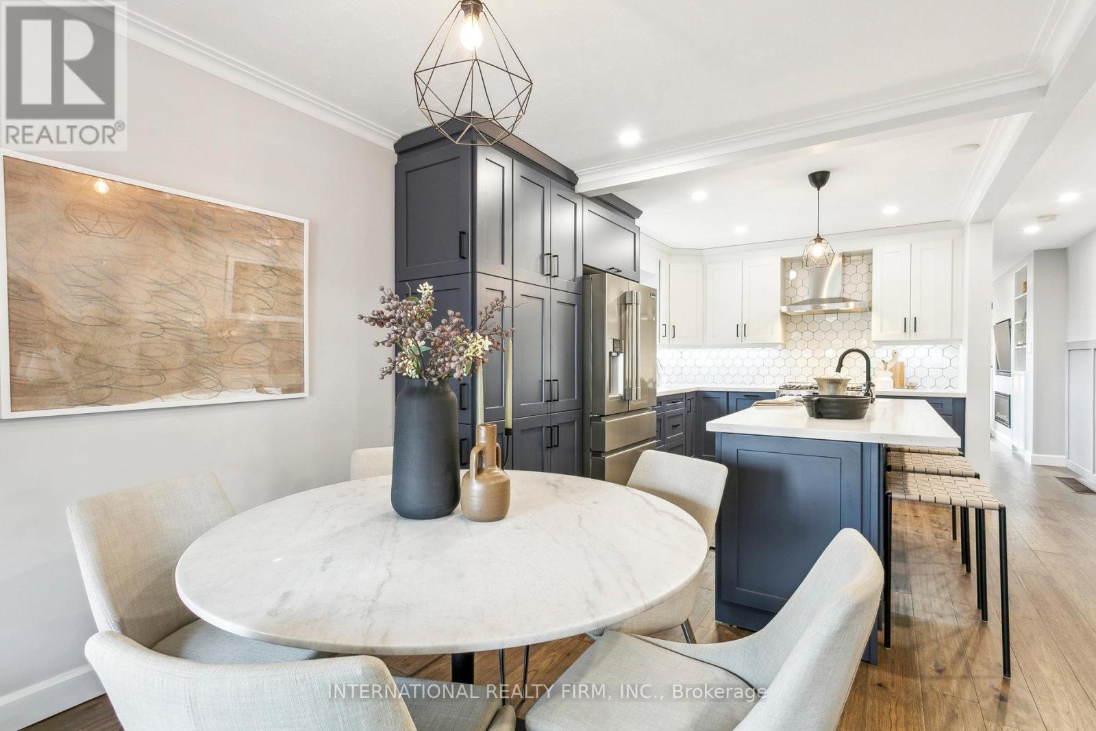 50 Denison Avenue, Toronto (trinity-bellwoods), Ontario