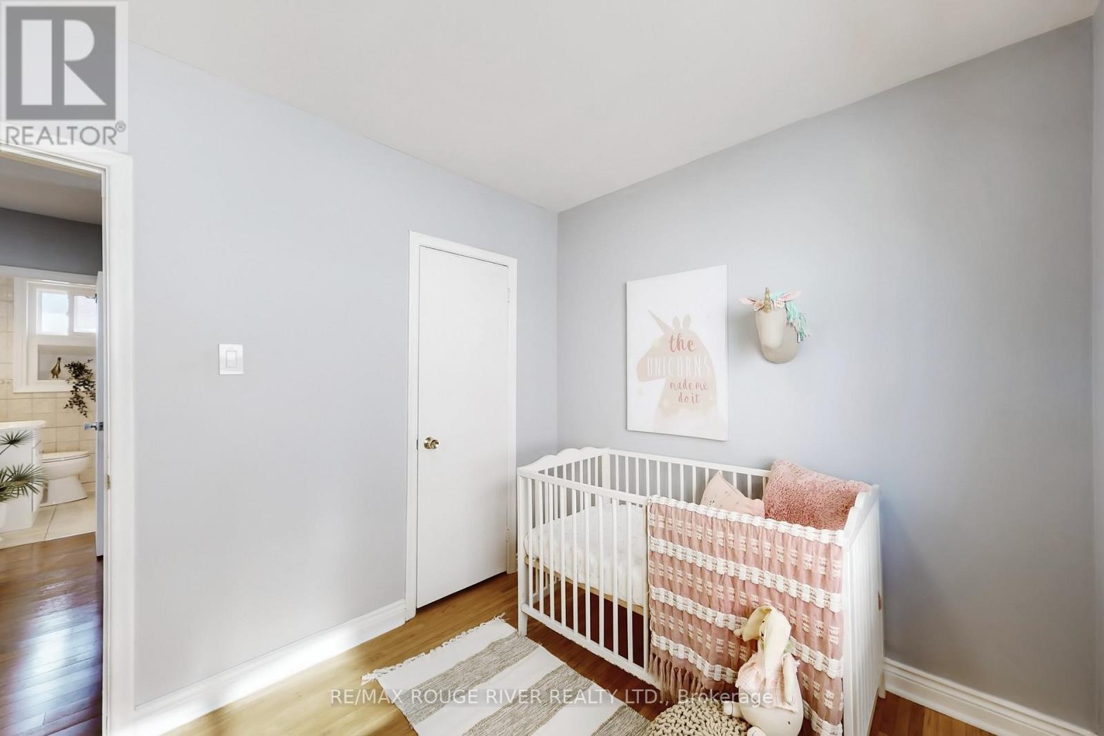 116 Lord Roberts Drive, Toronto (eglinton East), Ontario