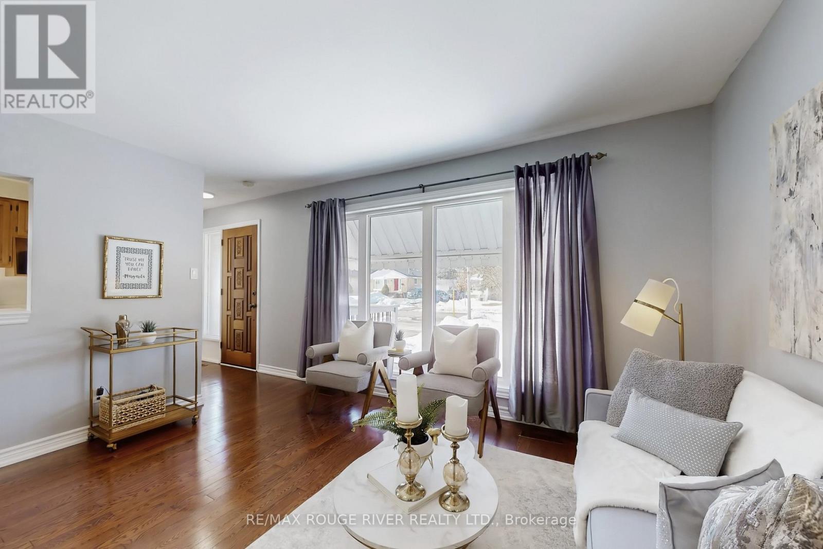 116 Lord Roberts Drive, Toronto (eglinton East), Ontario