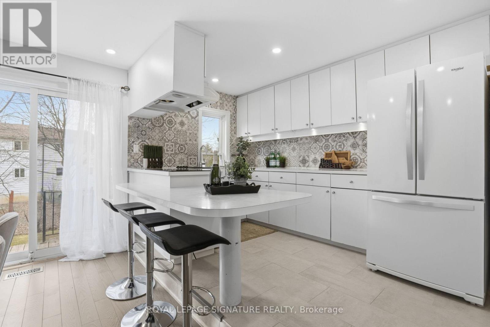 26 - 50 Silverbell Grove, Toronto (malvern), Ontario