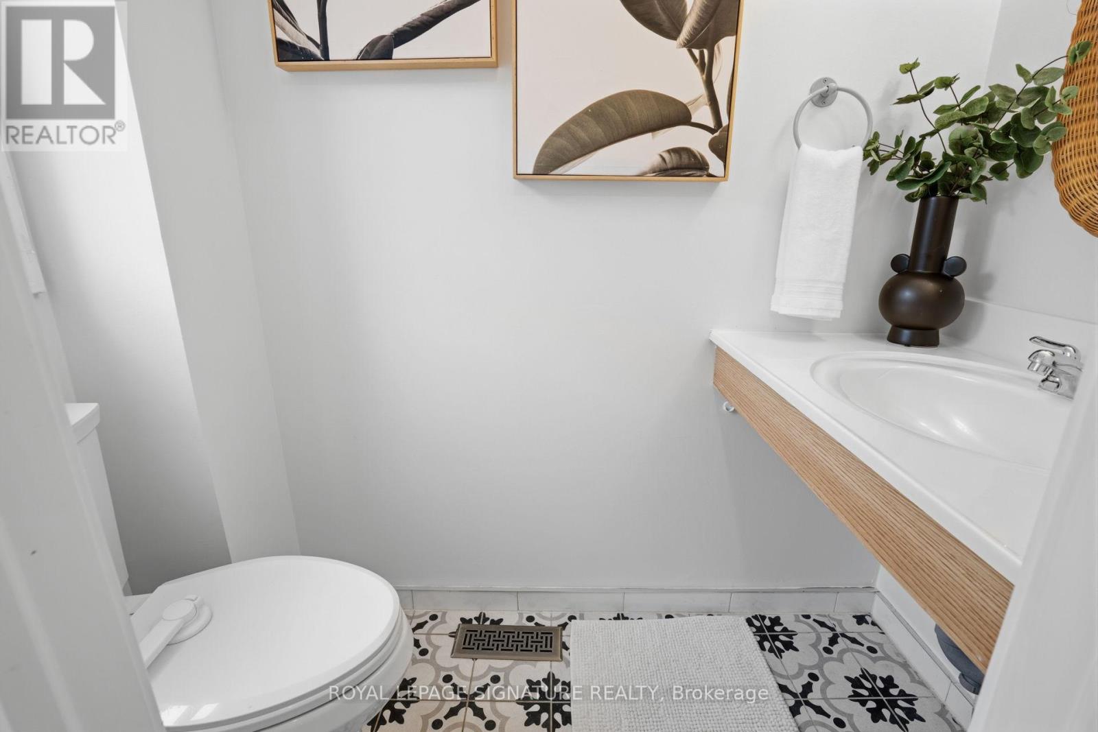 26 - 50 Silverbell Grove, Toronto (malvern), Ontario